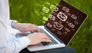 7 Ways to Build an Emotional Connection by Email