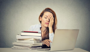 Train Your Advisors to Recognise Emotions