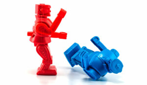 The Great Bot Battle: Chatbots vs. Live Chat – Which Comes out on Top?