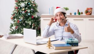 6 Ways to Look Out for Your Employees Over the Holidays