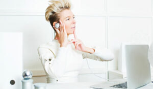 9 Ways That the Contact Centre Advisor Role Will Change in the Future