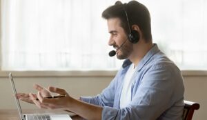 7 Techniques to Deliver Great Customer Service Working From Home