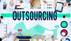 4 Ways Outsourcing Can Improve Your Customer Experience