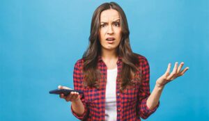 10 De-Escalation Techniques to Handle an Angry Caller