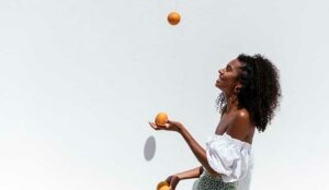 Twitter Debate – Should all Agents Handle all Channels?