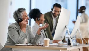 How to Empower Frontline Employees With AI-Driven Feedback