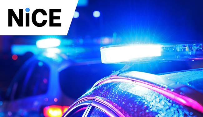 Emergency vehicle light flashing