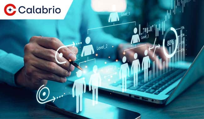 Person on laptop with human figures - WFM Concept